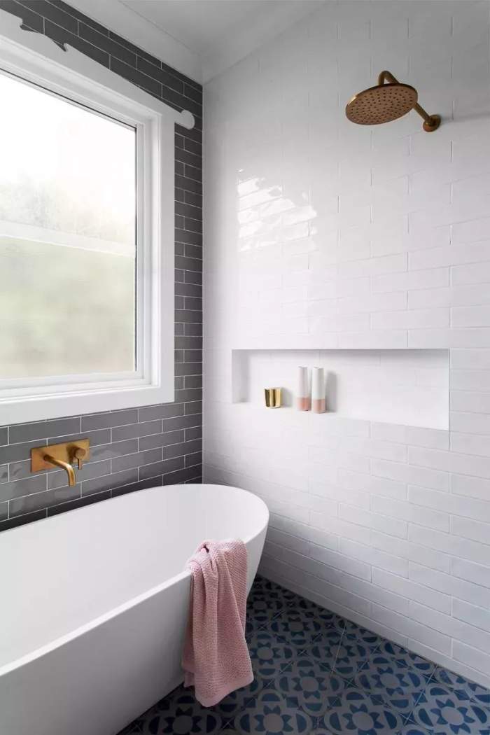 卫生间装壁龛，简单实用又方便！